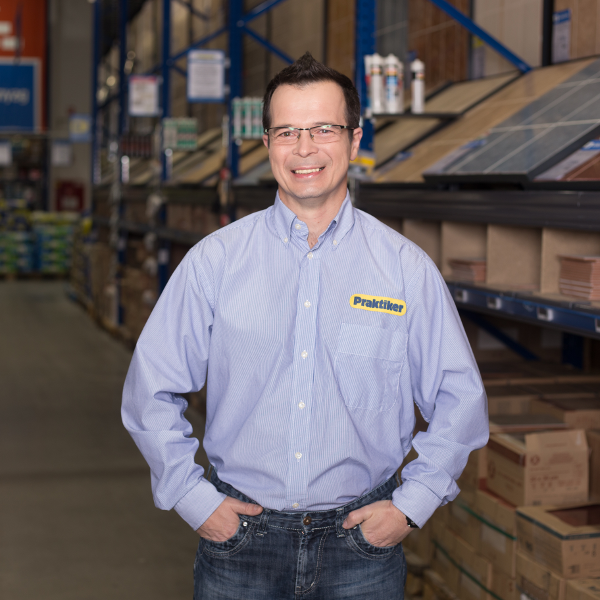 B2B Logisztikai Szakértő