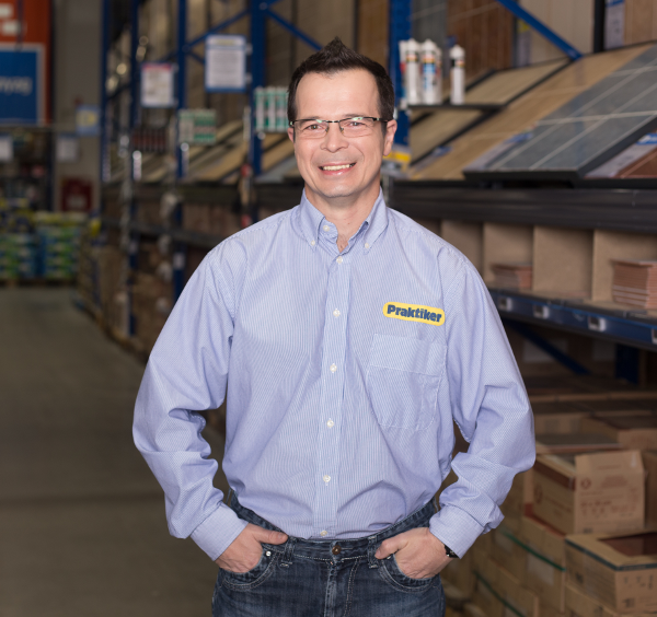 B2B Logisztikai Szakértő